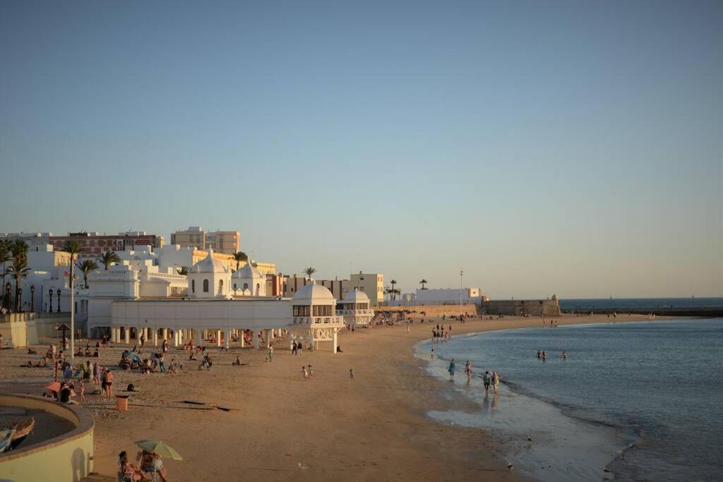Esencia De Cadiz Entre La Vina Y El Mercado 외부 사진